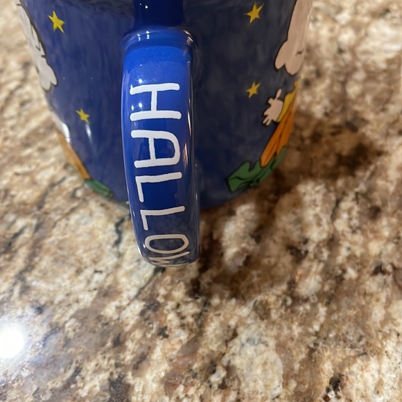 NWT NWT Peanuts Snoopy Charlie Brown Halloween Mug - Picture 4 of 4